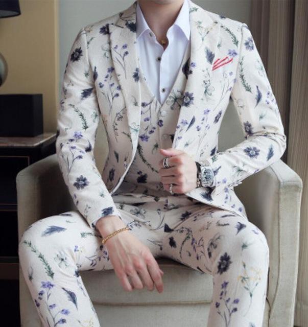 Slim Fit White Red Lip Suit 3 Piece
